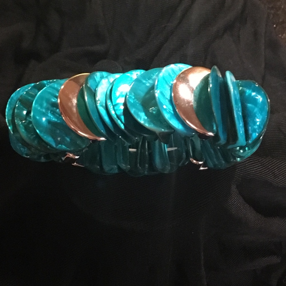 Fashion bracelet in Teal